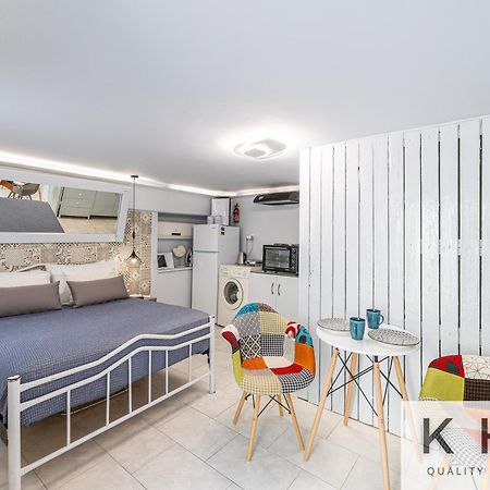 Little Studio In Argostoli Exterior photo